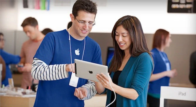 Apple Store NG: Customer Service Representative